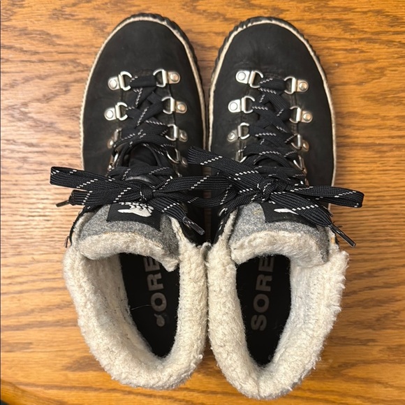 Sorel Black and Gray Winter Rain Boots with Cozy Lining - Picture 3 of 6